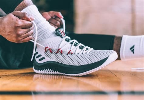 dame 4 shoes